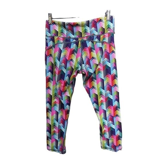 Fabletics Lima Cropped Leggings Rainbow Chevron Mid Rise Women's Size Small - Picture 3 of 6